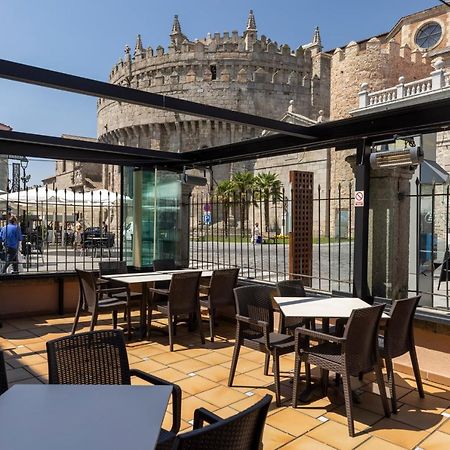 Hostal Restaurante Puerta Del Alcazar Ávila Luaran gambar