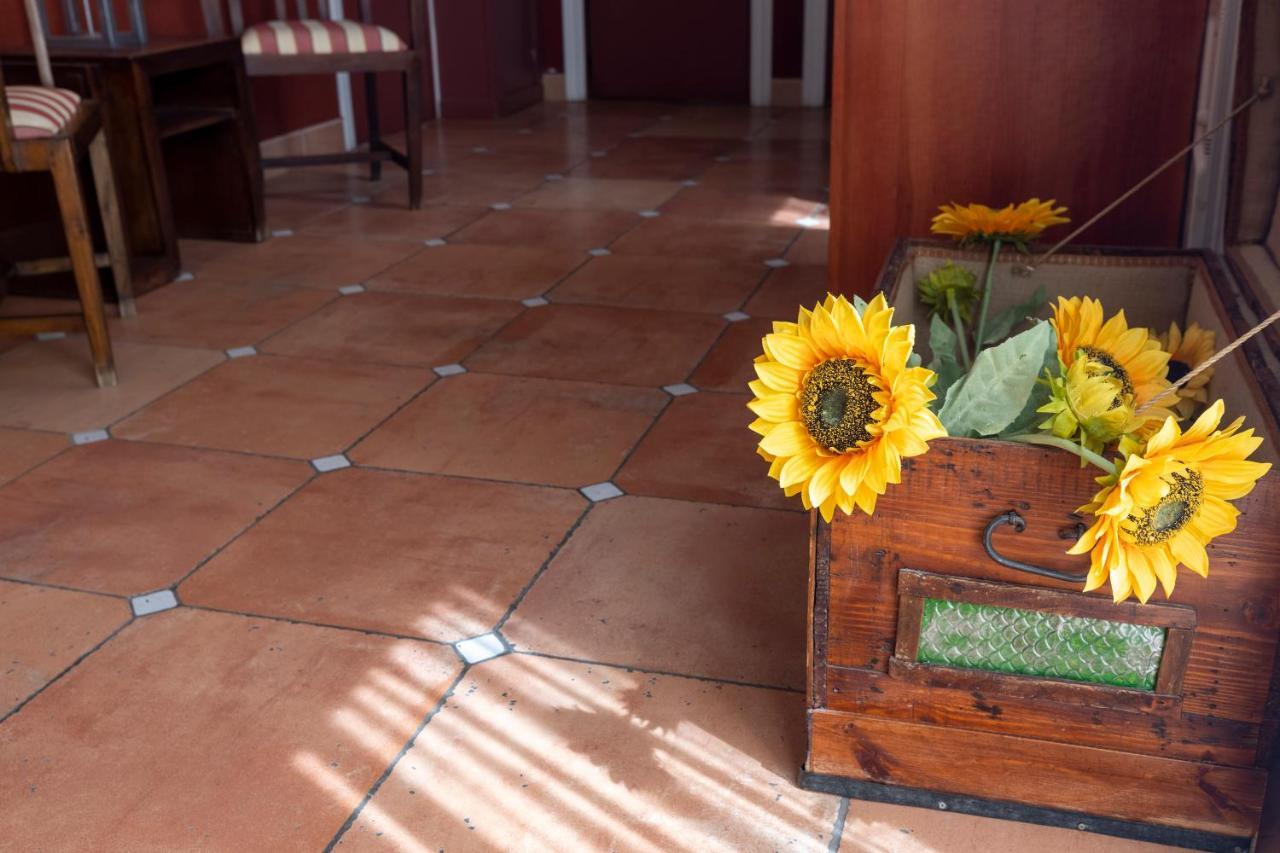 Hostal Restaurante Puerta Del Alcazar Ávila Luaran gambar