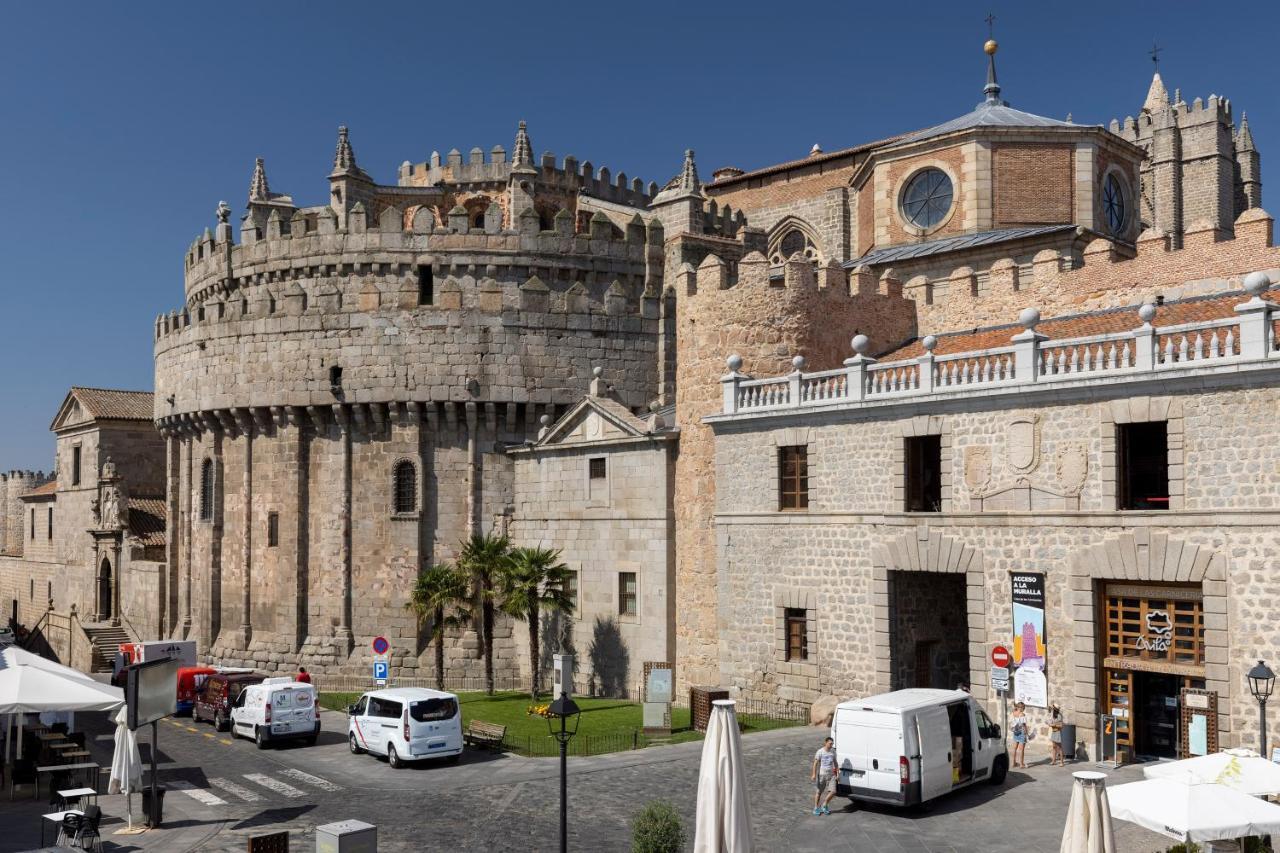 Hostal Restaurante Puerta Del Alcazar Ávila Luaran gambar