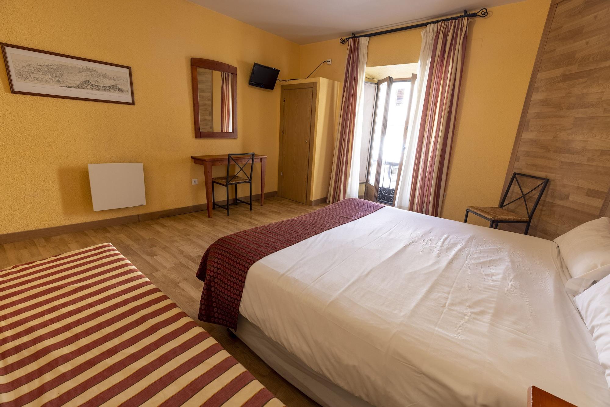 Hostal Restaurante Puerta Del Alcazar Ávila Luaran gambar