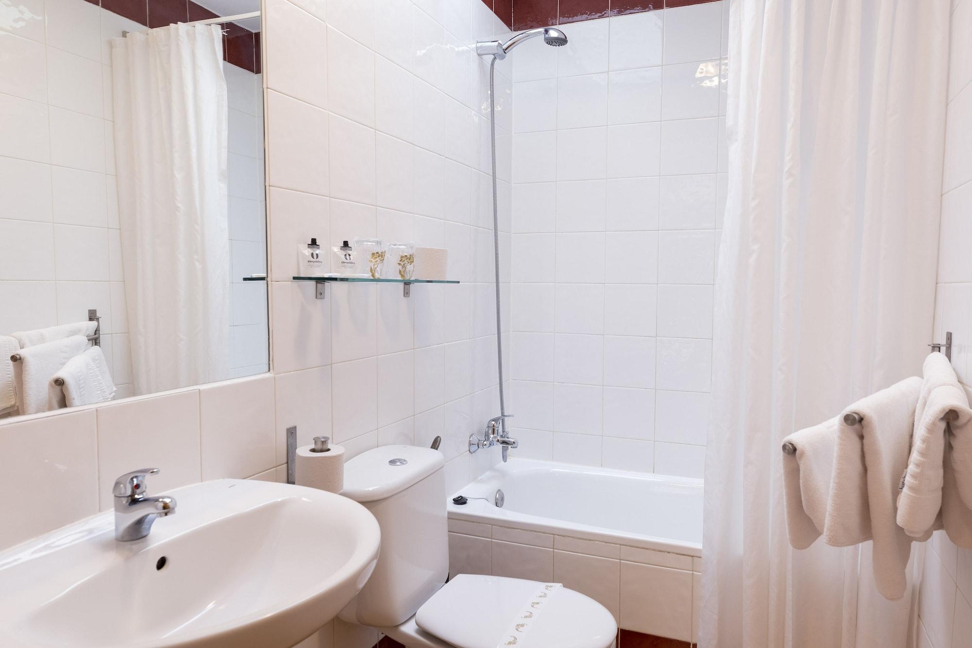 Hostal Restaurante Puerta Del Alcazar Ávila Luaran gambar