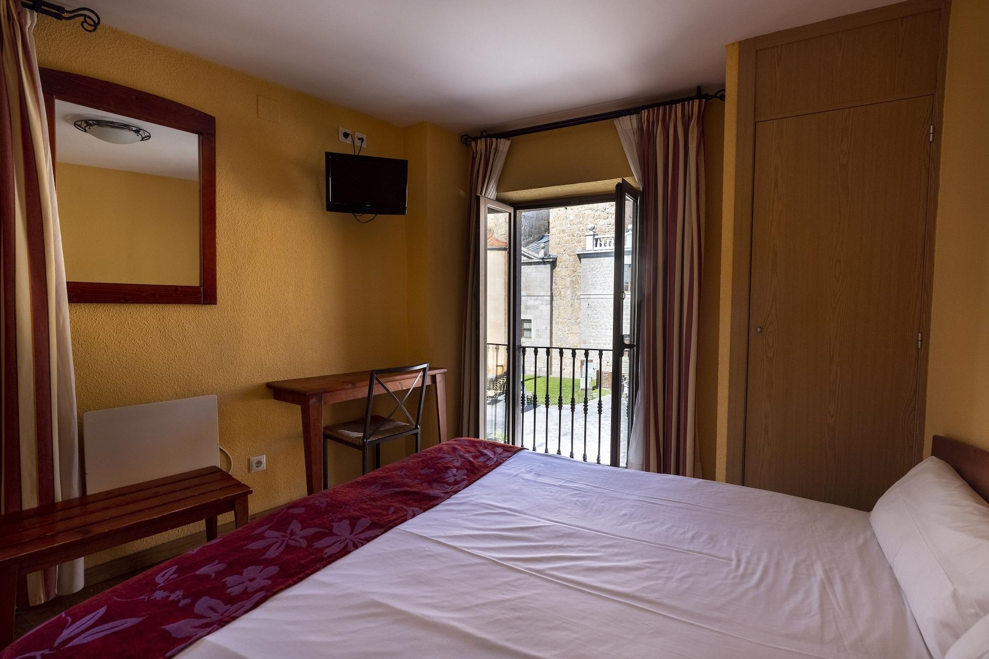 Hostal Restaurante Puerta Del Alcazar Ávila Luaran gambar