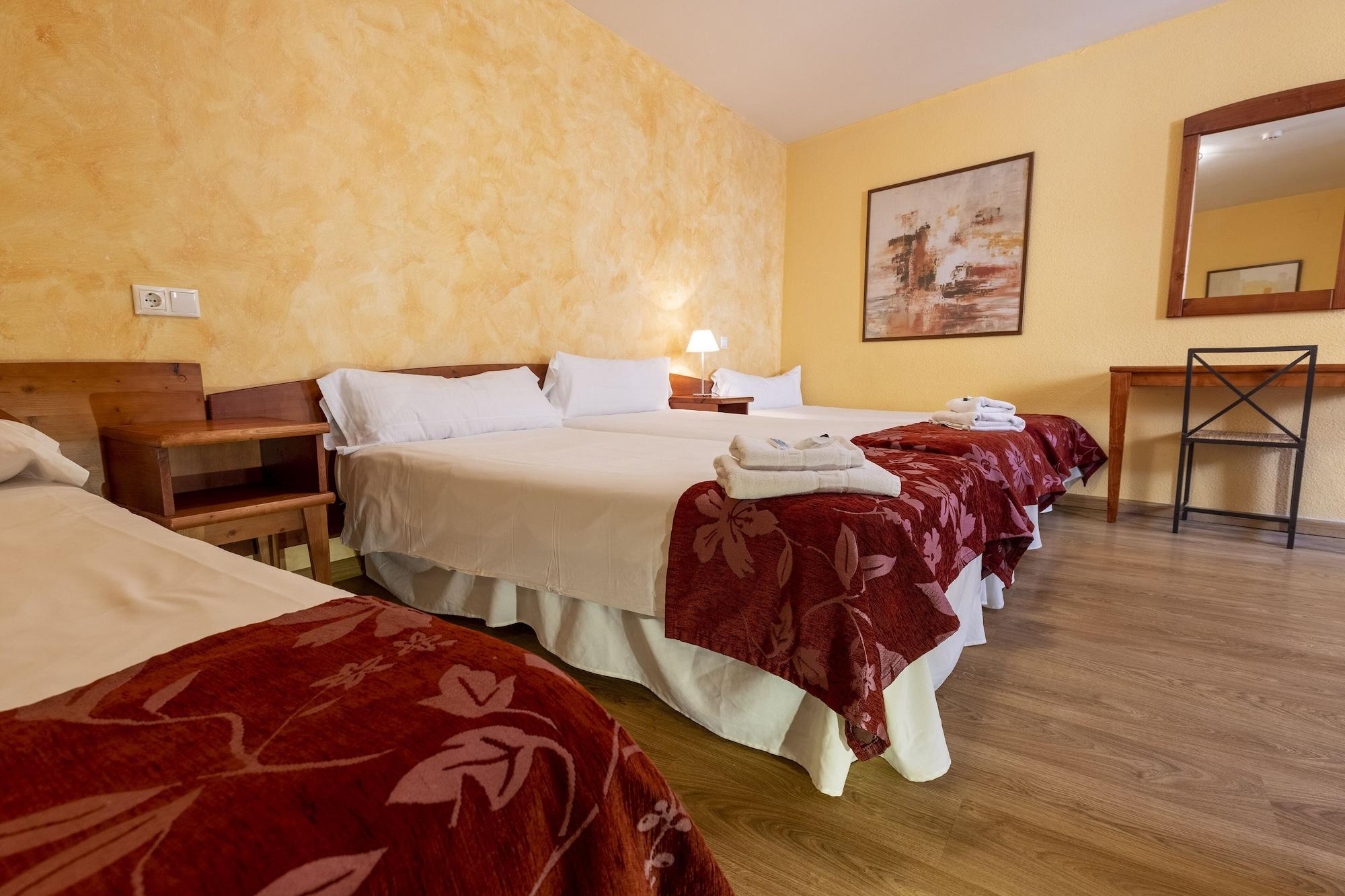 Hostal Restaurante Puerta Del Alcazar Ávila Luaran gambar